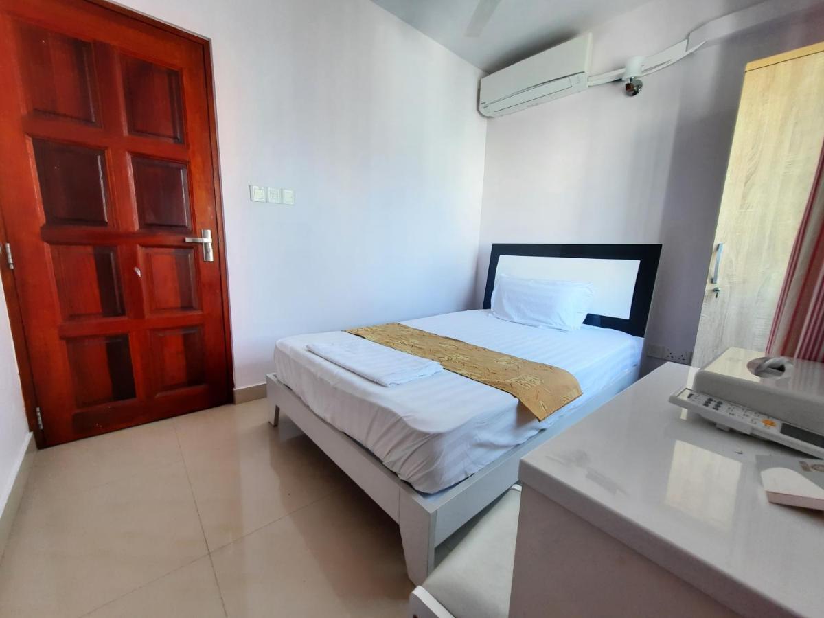 Hotel Octave Maldives Male Exteriér fotografie