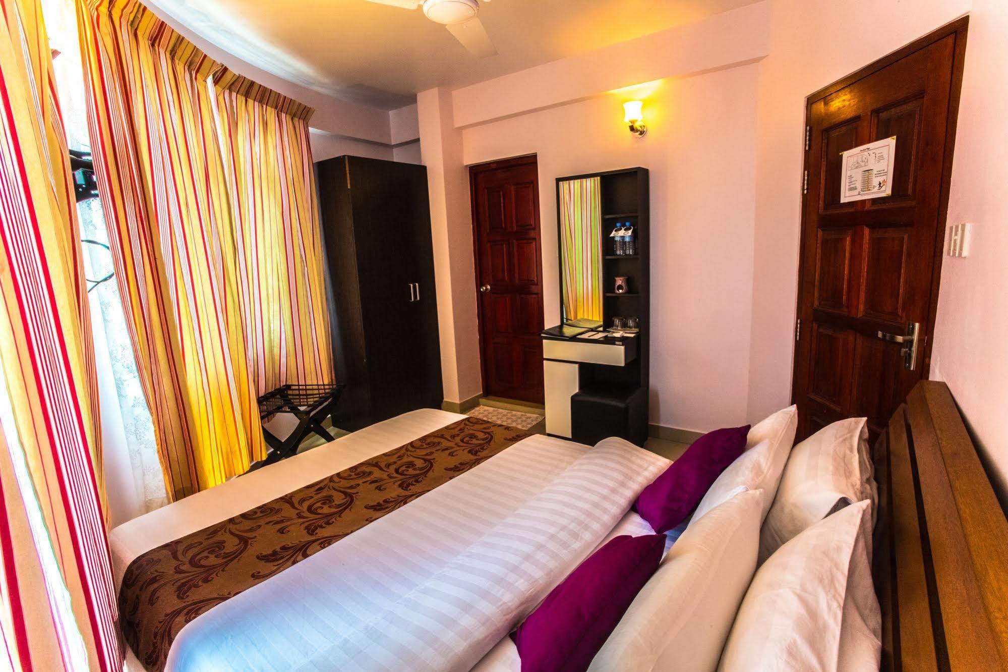 Hotel Octave Maldives Male Exteriér fotografie